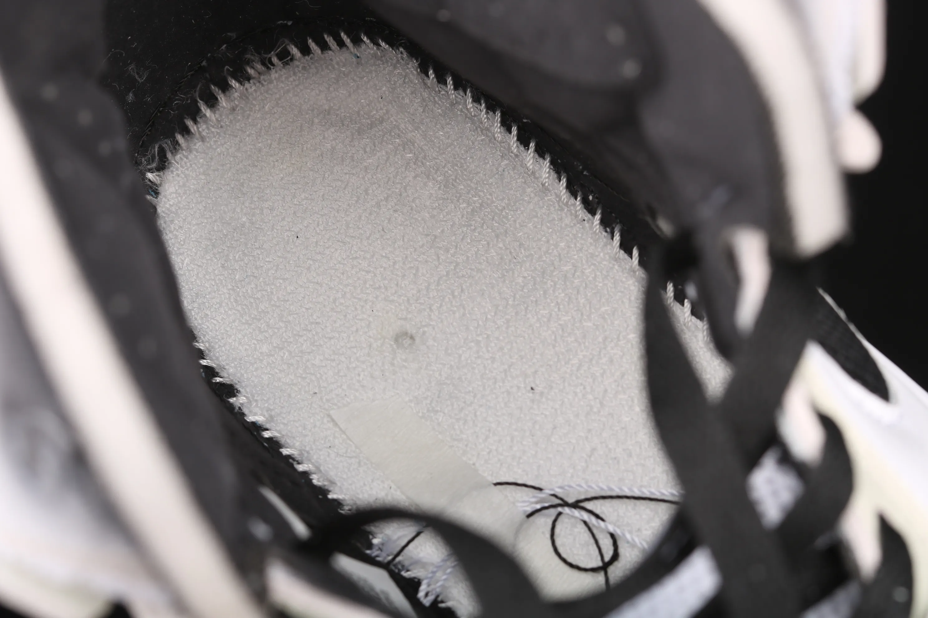 All categories Air Jordan Jordan series basketball shoes Air Jordan 1 High G version Air Jordan 1 Zoom Air CMFT AJ1 Joe 1 Pearl White high-top basketball shoes CT0979-002
